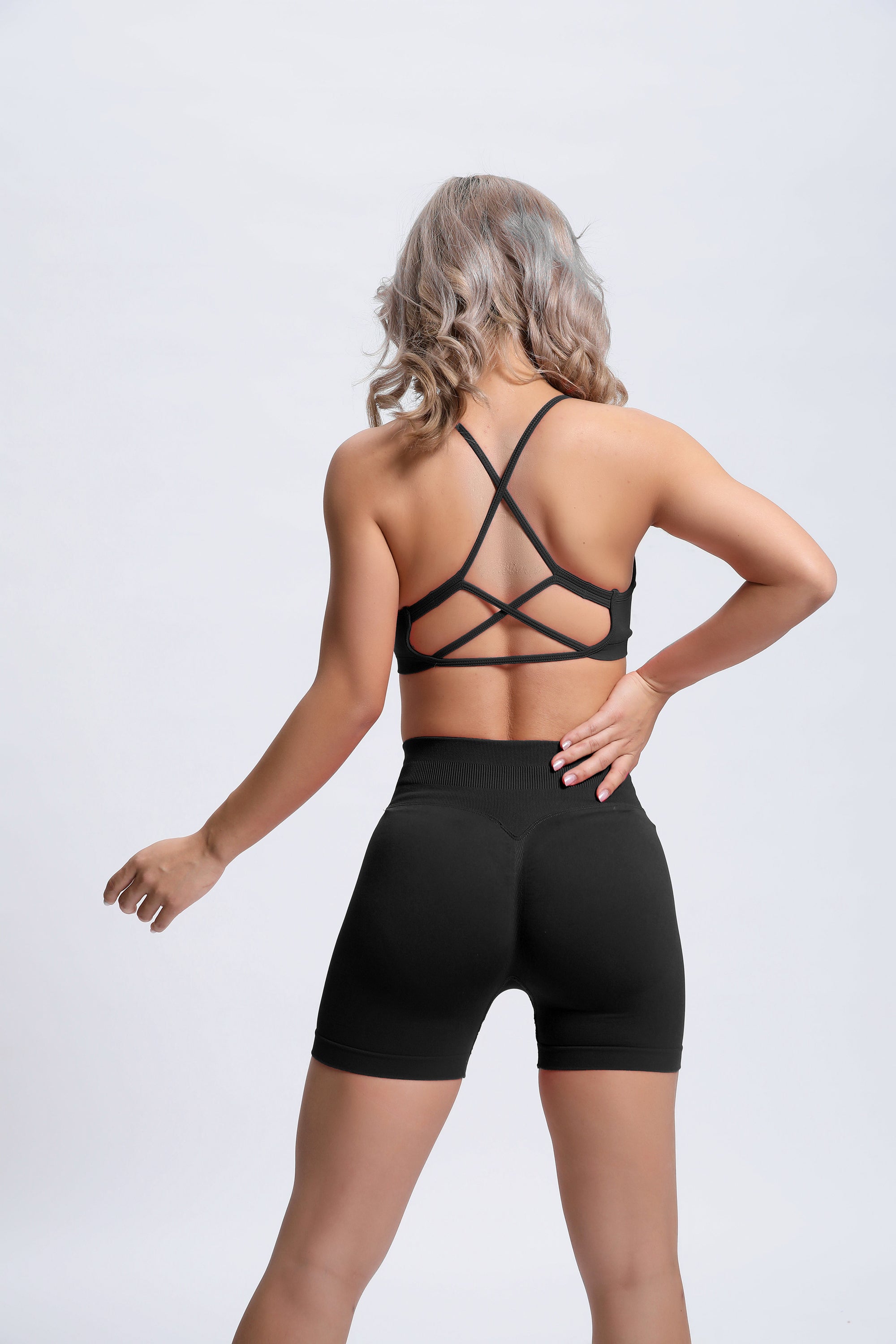 Joy | Sculpt Short Met Scrunch – Zwart