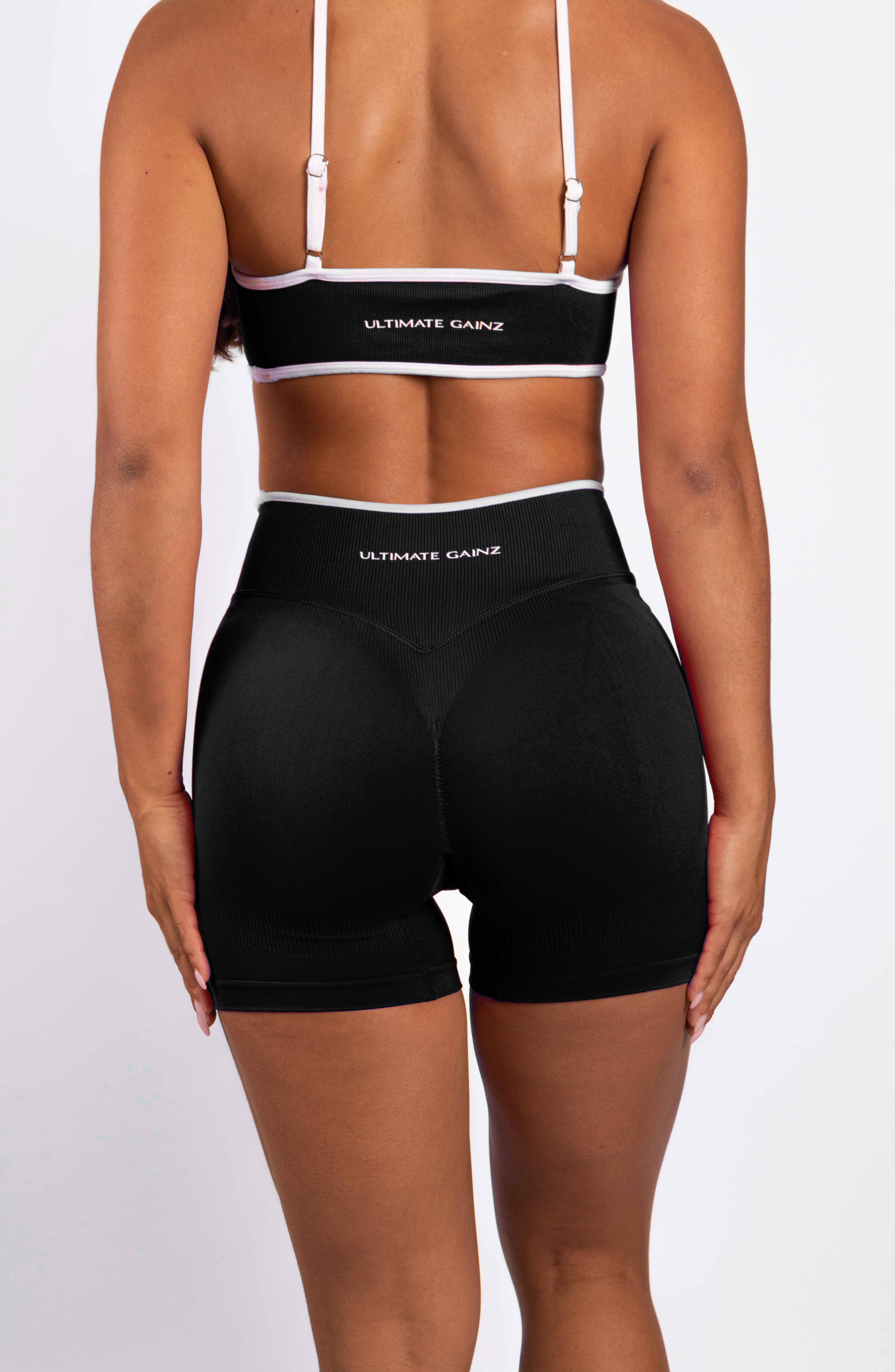 Ivy | Seamless Short – Negro