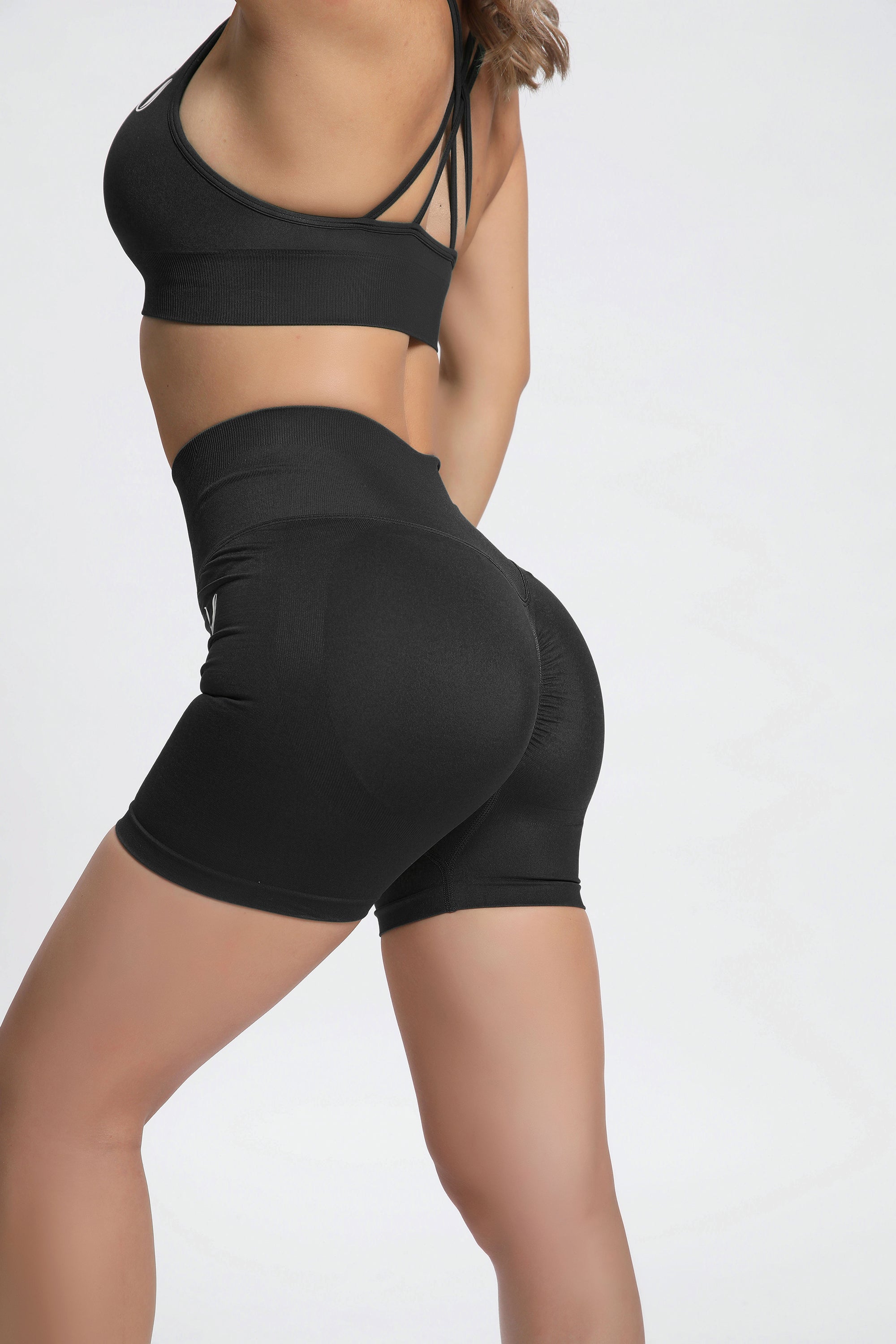 Olivia | Naadloze Power Short - Zwart