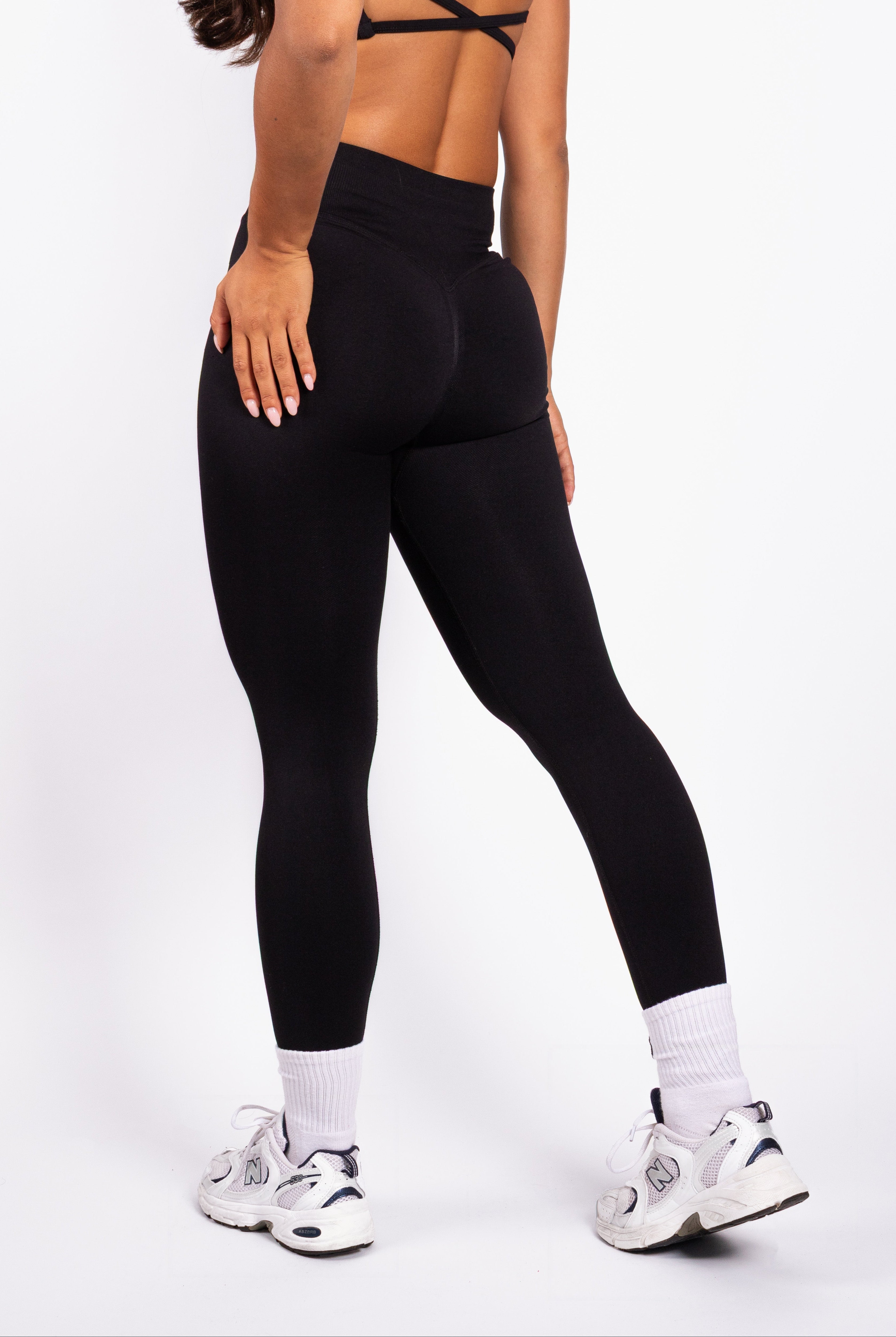 Beau | Premium High Performance Scrunch Legging – Schwarz